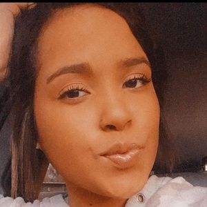 Meet your Posher, Maegan